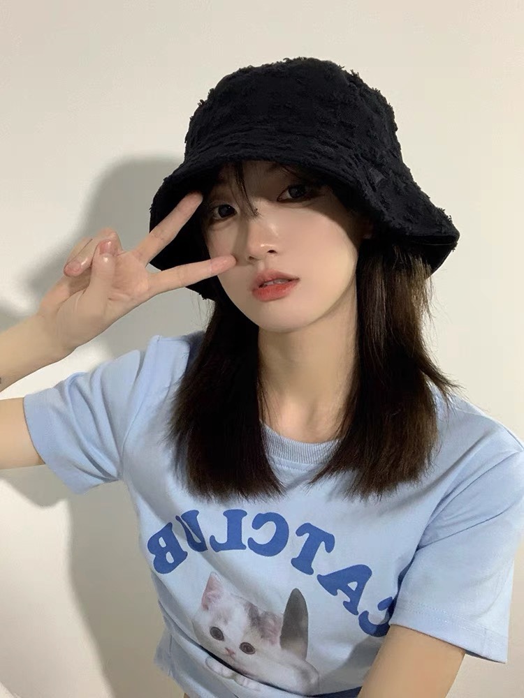 【CHANEL】Nuevo 2024 estilo Chanel sombrero de pescador sencillo, diseño único ~ una pieza elegante y con estilo