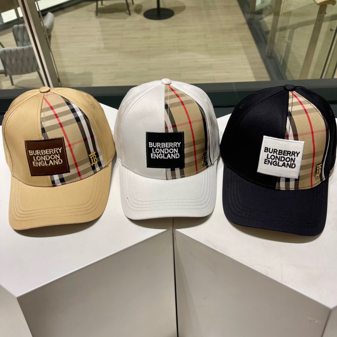 Ｐ50 🧢巴宝莉Burberry 个性小熊🐻，一款很优秀的休闲棒球帽，质感复古潮味十足，很强的街拍风，帅！ 一年四季都可以佩戴！