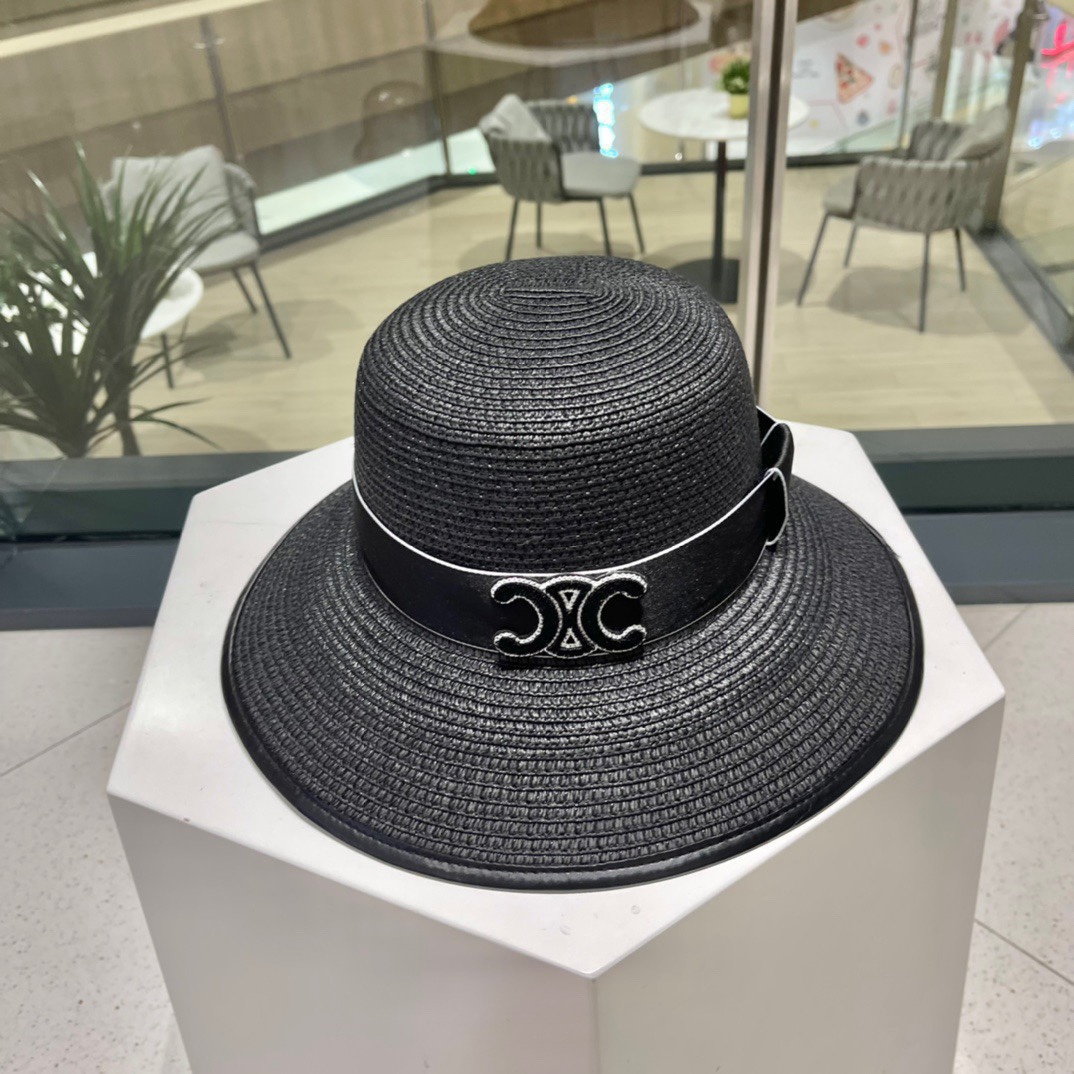 NO:349203,Celine Celine straw hat, made in Japan, celebrity style foldable, head circumference 57cm hat, straw hat fisherman hat baseball hat, hat, celine, celine, espadrilles, hatsCeline赛琳草帽,日本制作,名媛风 可折叠,头围57cm帽子草帽渔夫帽棒球帽,帽子,celine,celine,espadrilles,hats,hat