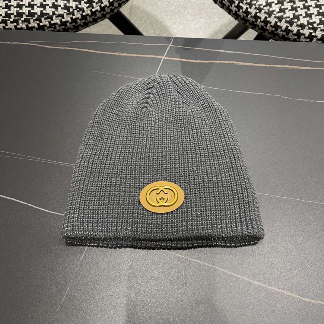 GUCCI Guchi sombrero de lana francés elegante con pompón de piel de zorro, gorro de punto para mujer de invierno abriga…