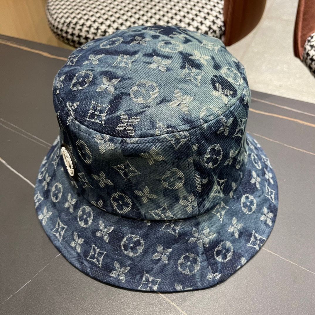  LV路易威登度阳牛仔渔夫帽，非常经典的经典出门必备，非常显脸小