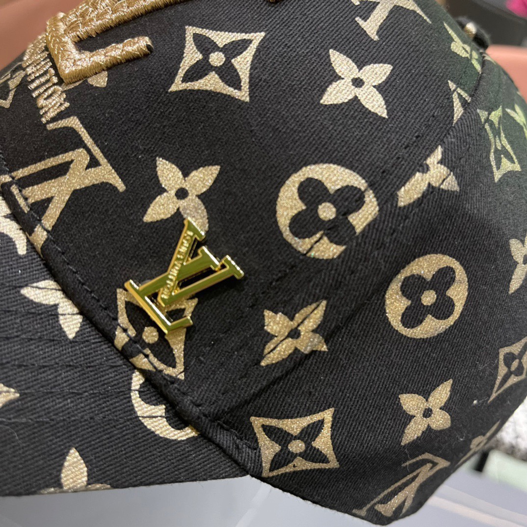  新款出货LV(路易威登)新款原单刺绣棒球帽专柜11开模订制，精细刺绣！质量超赞，基础头围56，贴片可调