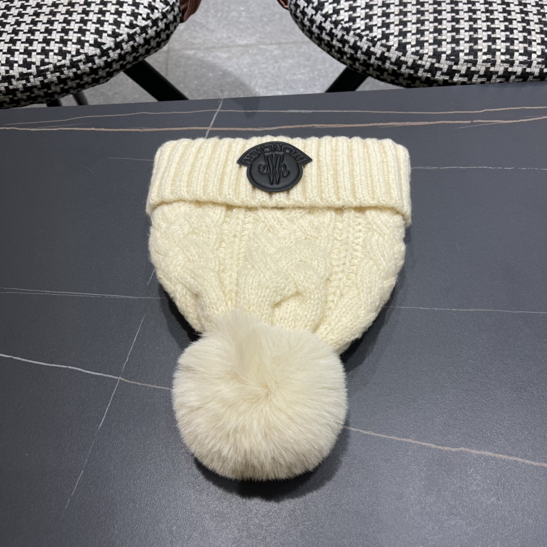 【MONCLER蒙口】2024秋冬针织毛线保暖护耳帽，毛绒材质，非常百搭