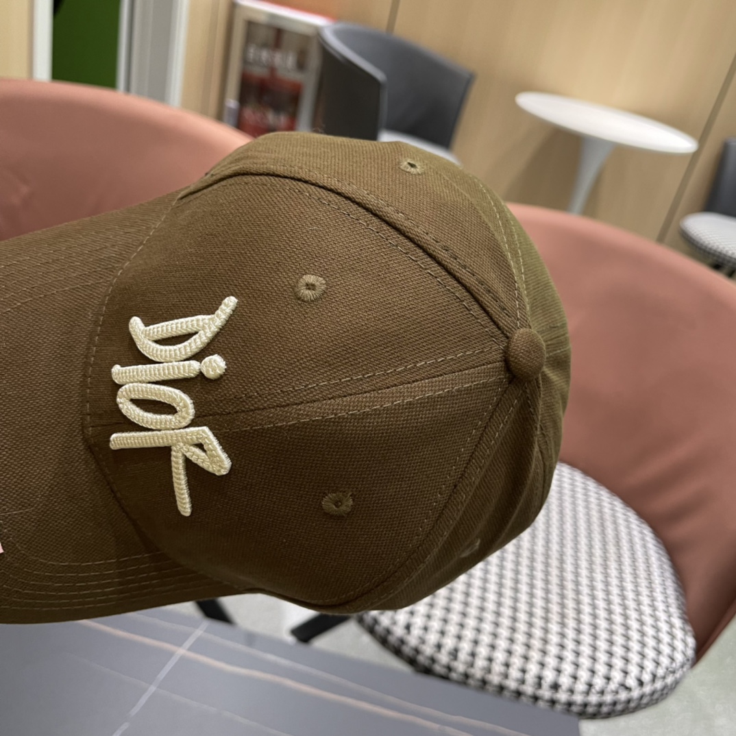 【DIOR迪奥】新款专柜简约棒球帽，爆款，大牌同步，