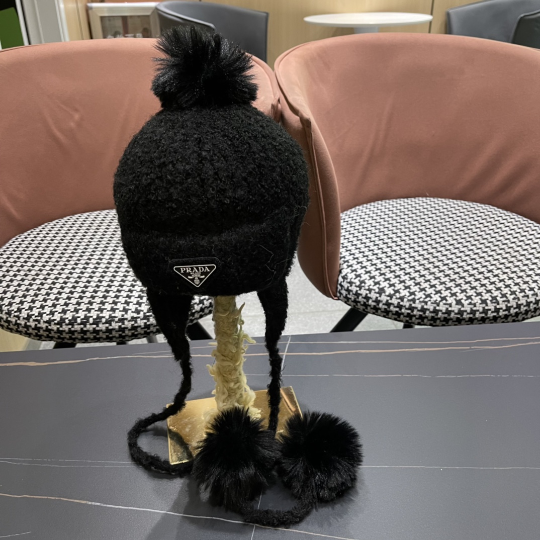 NO:212806,PRADA new plush knitted hat for women in winter warmth and ear protection to show their faces. Small autumn and winter wool hat, fisherman hat, baseball hat, knit hat, prada, prada, espadrilles, hats19860909PRADA普拉达 新款毛绒针织帽子女冬保暖护耳显脸小秋冬毛线帽帽子渔夫帽棒球帽针织帽,帽子,prada,prada,espadrilles,hats,hat