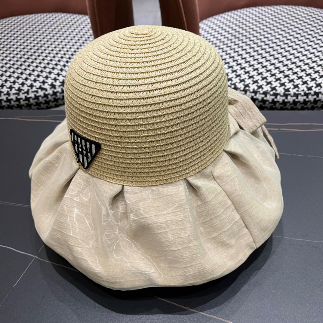 PRADA普拉达春夏 新款显渔夫帽子女素颜遮脸薄款透气太阳帽夏天遮阳防晒盆帽