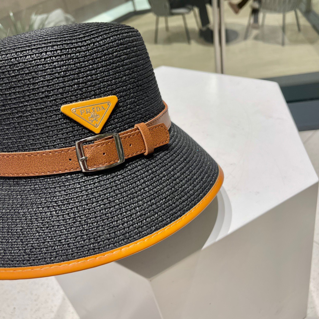  【PRADA普拉达】新款草编拼色皮带款编织草帽，度假休闲必备，优雅大方的一款
