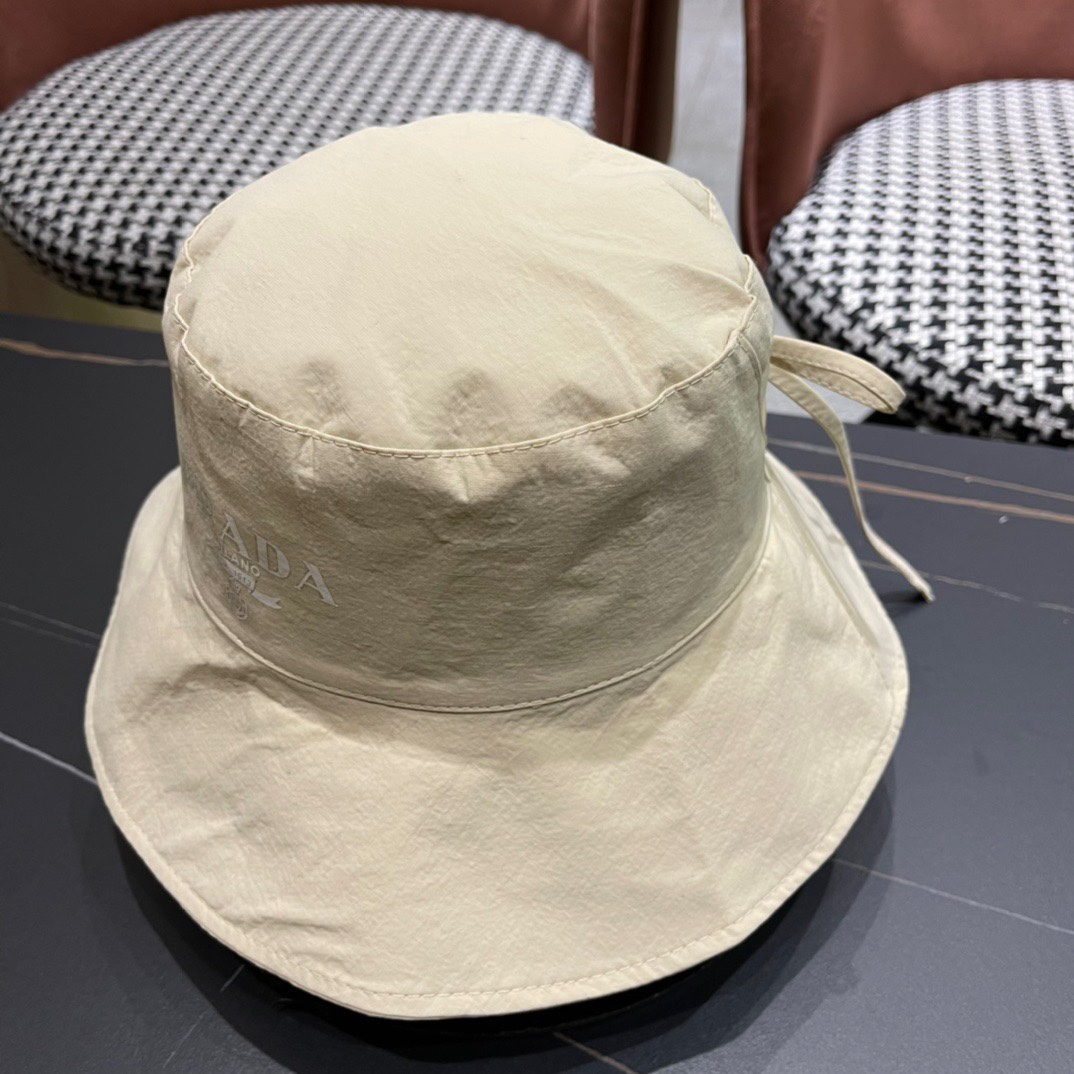 【PRADA普拉达】2024新款渔夫帽，超好搭配，正反面都可以带，出街度假首选