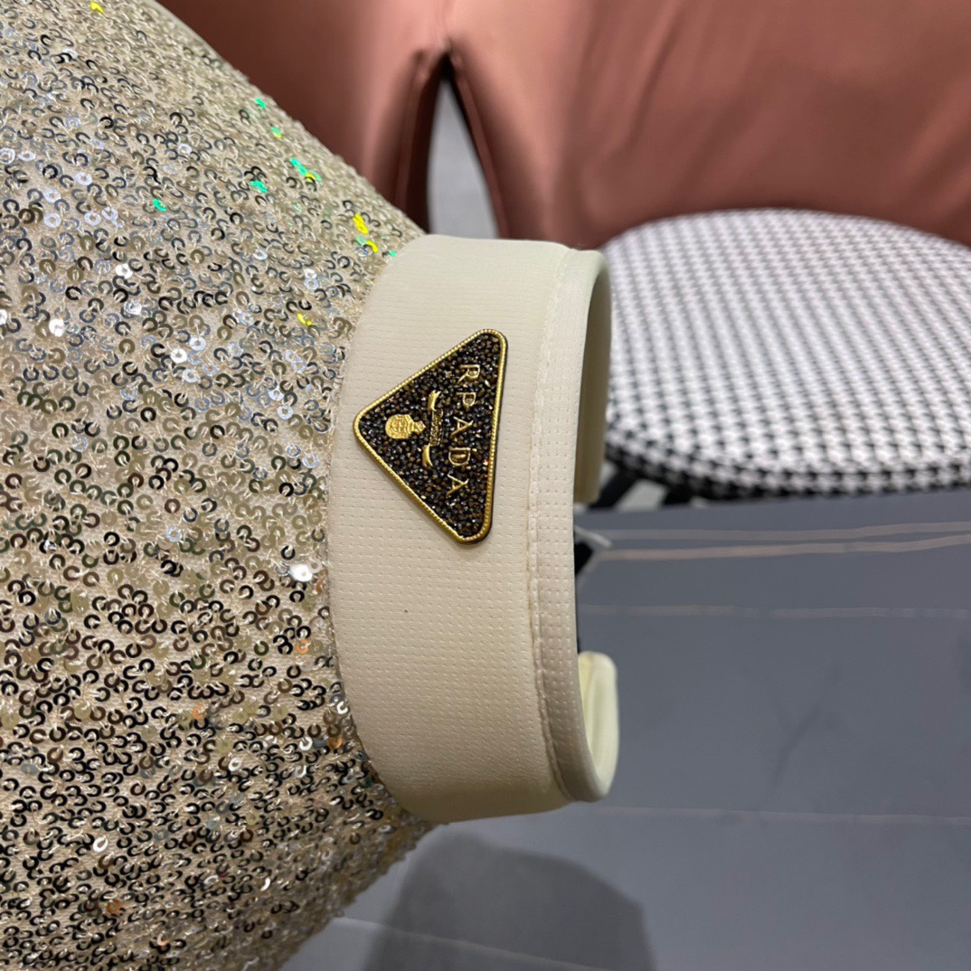  Prada普拉达2024春夏新款带钻空顶帽缎面包边空顶，细辫遮阳率99%，高颜值