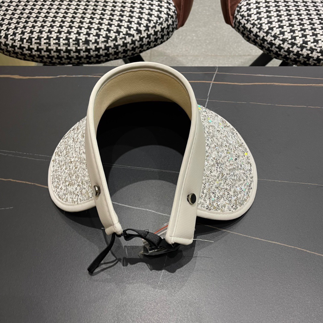  Prada普拉达2024春夏新款带钻空顶帽缎面包边空顶，细辫遮阳率99%，高颜值