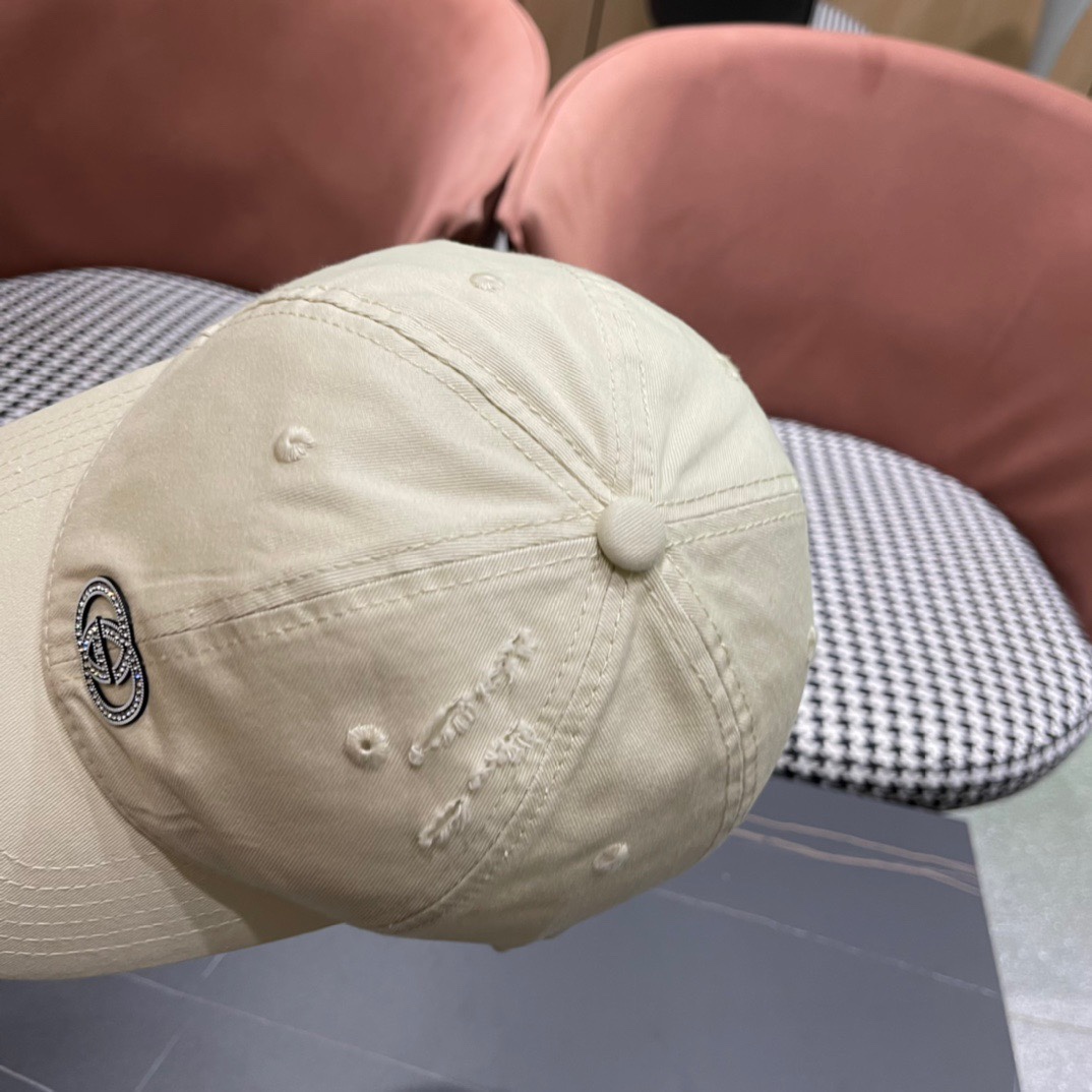  古奇Gucci 新款棒球帽🧢精致純也格调很有感觉，很酷很时尚，质量超赞