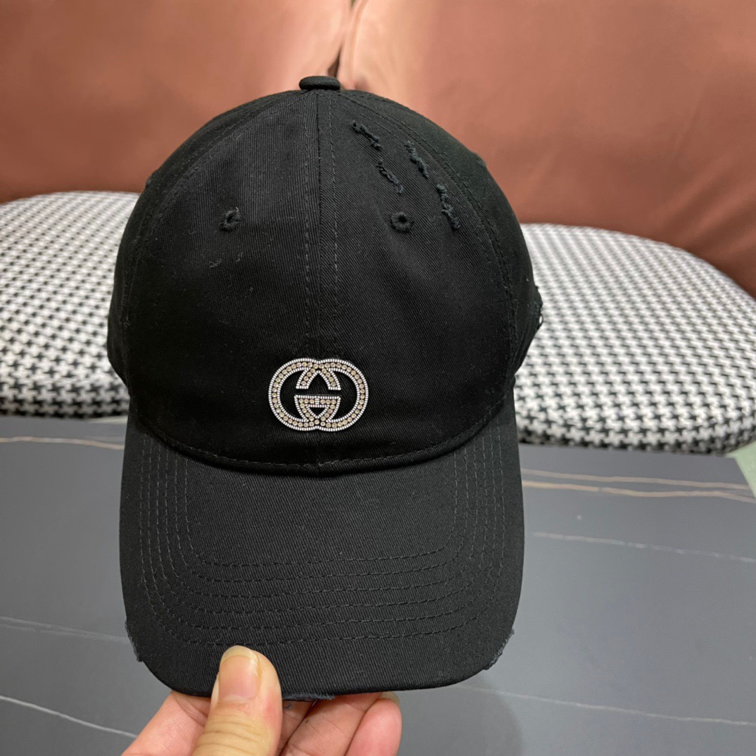  古奇Gucci 新款棒球帽🧢精致純也格调很有感觉，很酷很时尚，质量超赞