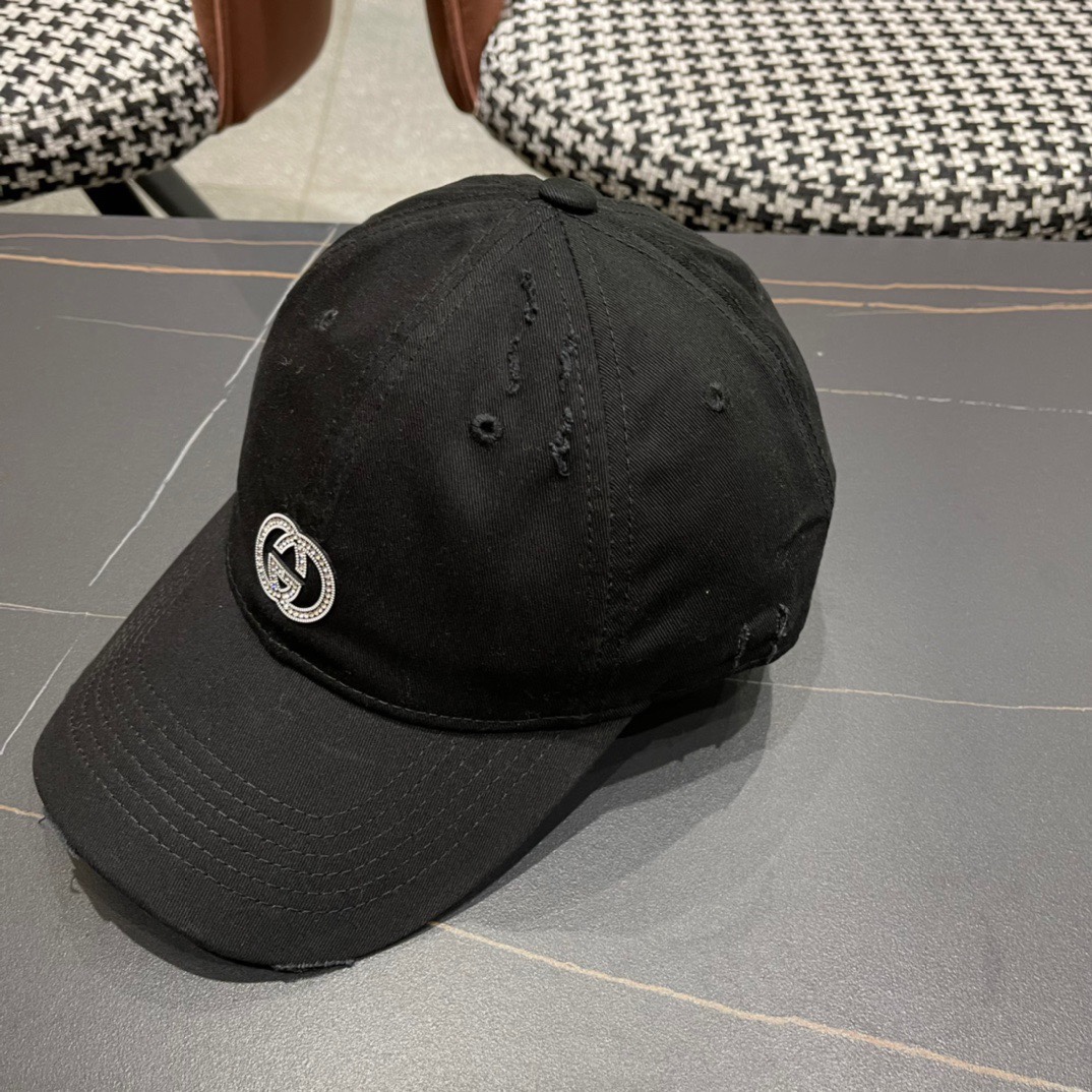  古奇Gucci 新款棒球帽🧢精致純也格调很有感觉，很酷很时尚，质量超赞