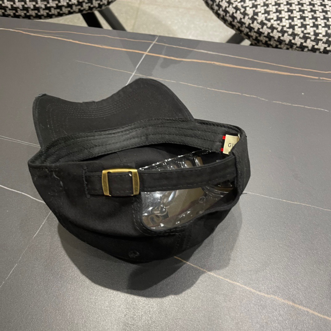  古奇Gucci 新款棒球帽🧢精致純也格调很有感觉，很酷很时尚，质量超赞
