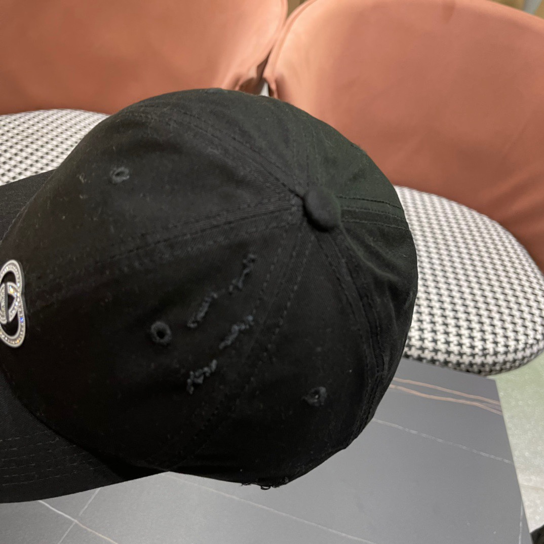  古奇Gucci 新款棒球帽🧢精致純也格调很有感觉，很酷很时尚，质量超赞