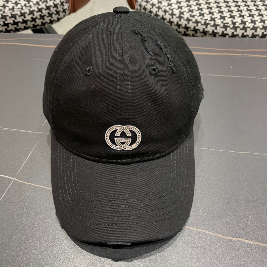  古奇Gucci 新款棒球帽🧢精致純也格调很有感觉，很酷很时尚，质量超赞