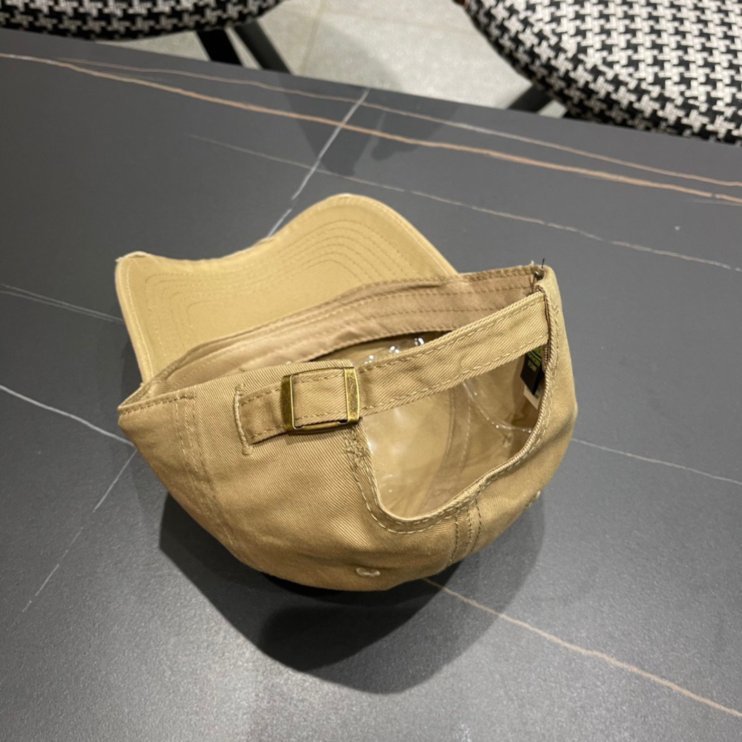  古奇Gucci 新款棒球帽🧢精致純也格调很有感觉，很酷很时尚，质量超赞