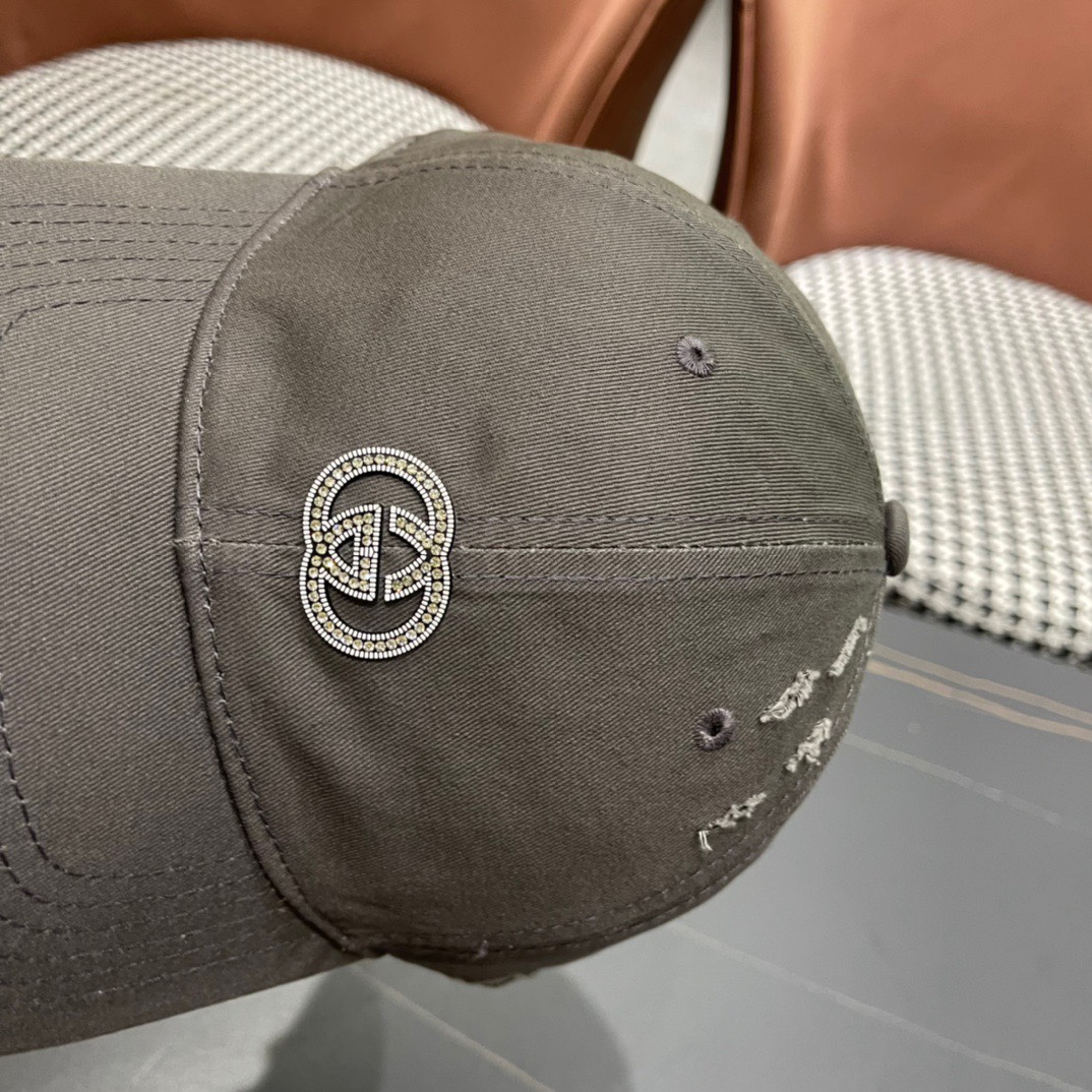  古奇Gucci 新款棒球帽🧢精致純也格调很有感觉，很酷很时尚，质量超赞