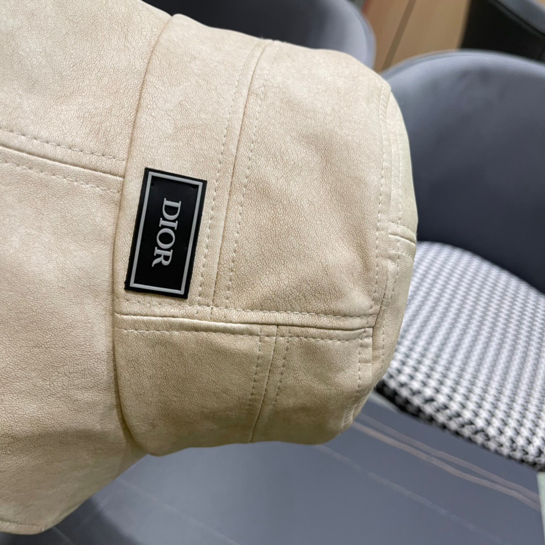  Dior 迪奥 早秋2024新款牛皮渔夫帽，精致純也格调很有感觉，很酷很时尚，质量超赞