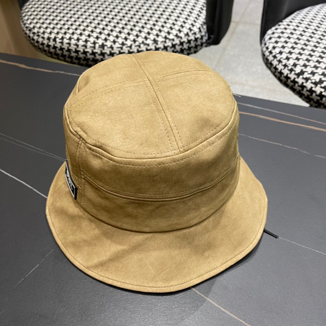  Dior 迪奥 早秋2024新款牛皮渔夫帽，精致純也格调很有感觉，很酷很时尚，质量超赞