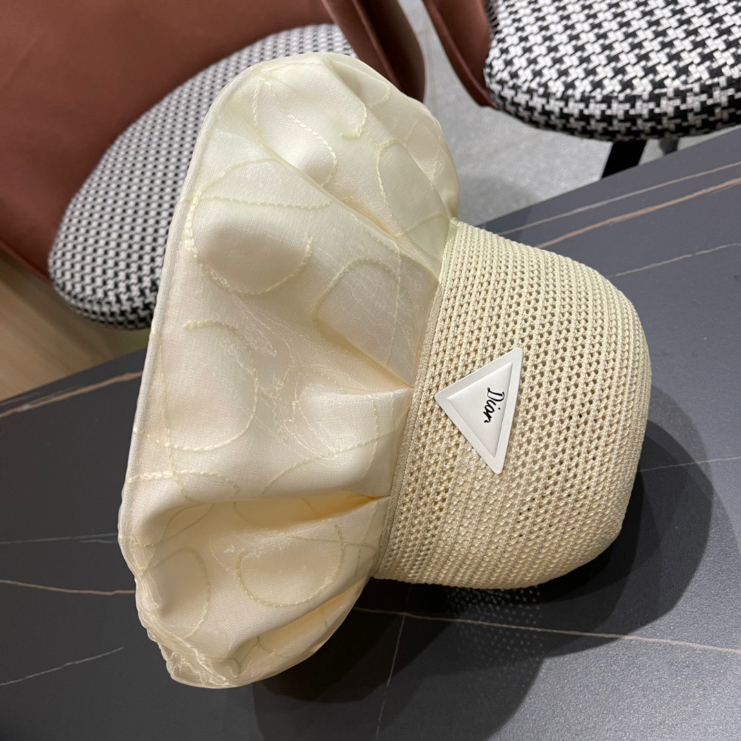  DIOR迪奥 大帽檐2024新款渔夫帽，新款出货，大牌款超好搭配，赶紧入手！出街必备