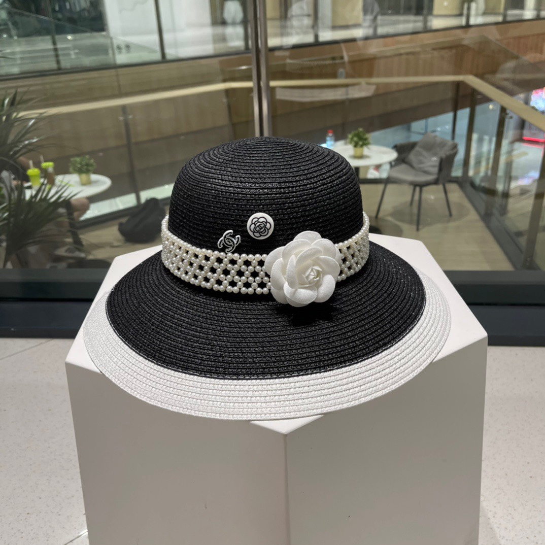 NO:764920,[Chanel Chanel] New camellia color-blocked woven straw hat, a must-have for vacation and leisure, an elegant and elegant straw hat, fisherman hat, baseball cap, hat, chanel, chanel, espadrilles, hats19860909【Chanel香奈儿】新款山茶花拼色编织草帽,度假休闲必备,优雅大方的一款帽子草帽渔夫帽棒球帽,帽子,chanel,chanel,espadrilles,hats,hat