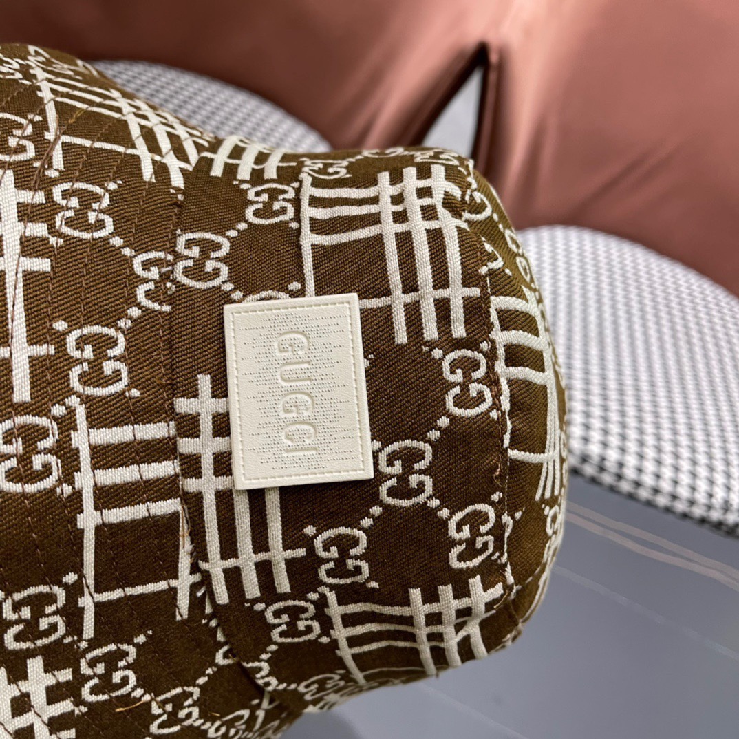  古奇渔夫帽GUCCI🧢原单品质火爆来袭 🔥高档大气上档次！低调奢华，方便携带！跑量！