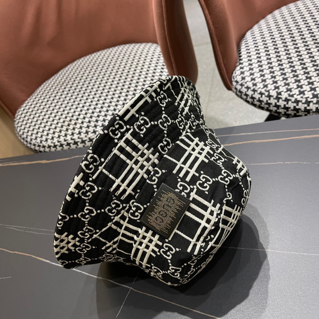  古奇渔夫帽GUCCI🧢原单品质火爆来袭 🔥高档大气上档次！低调奢华，方便携带！跑量！