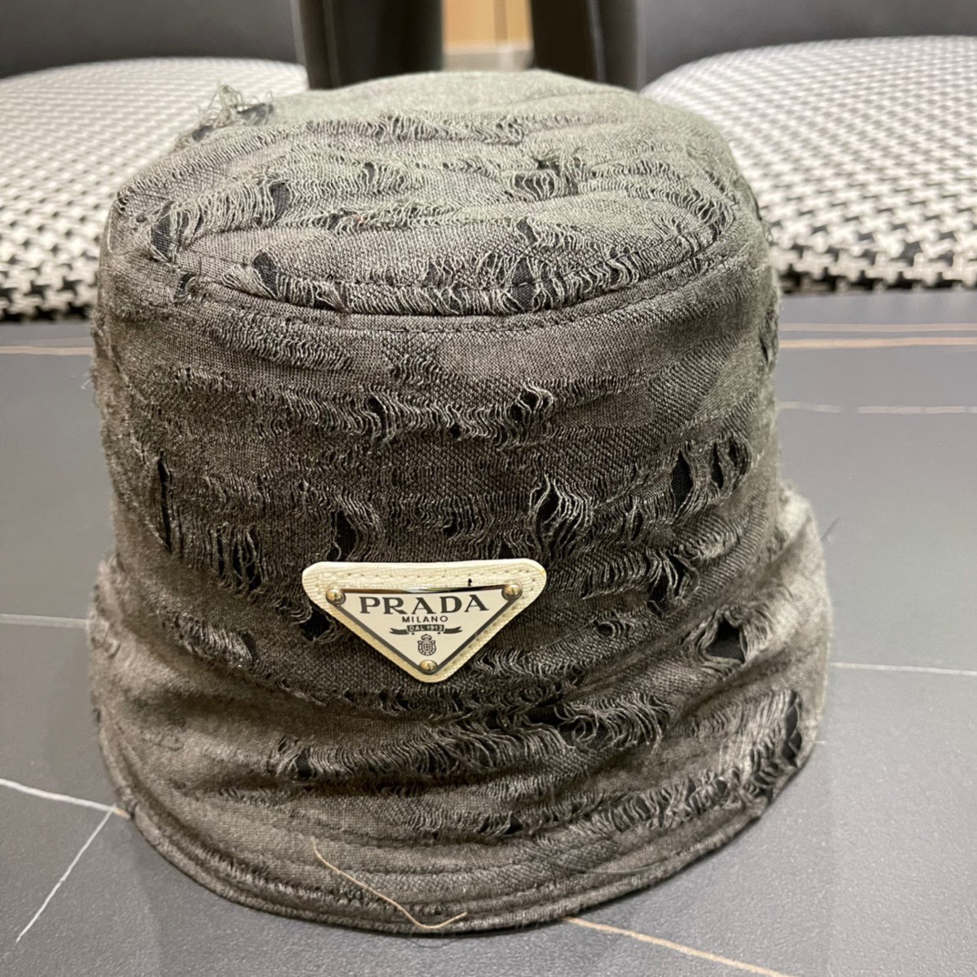 NO:349181,Prada early autumn Prada* double-sided fisherman hat is a very attractive fisherman hat~ the same style for men and women every day out, with a sense of atmosphere, straw hat, fisherman hat baseball hat, hat, prada, prada, espadrilles, hatsPrada早秋 普拉达*双面渔夫帽非常耐看的一款渔夫帽~男女同款日常出门 自带氛围感帽子草帽渔夫帽棒球帽,帽子,prada,prada,espadrilles,hats,hat