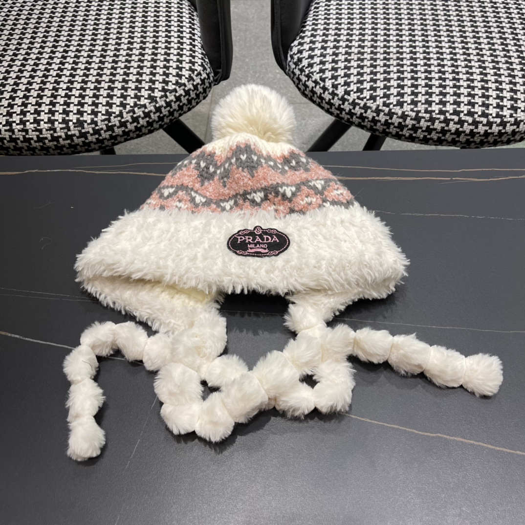 普拉达Prada🔱新款加绒加厚护耳雷锋帽，护耳帽，超火！细节做工都很精致，‼️经典款～超好搭配