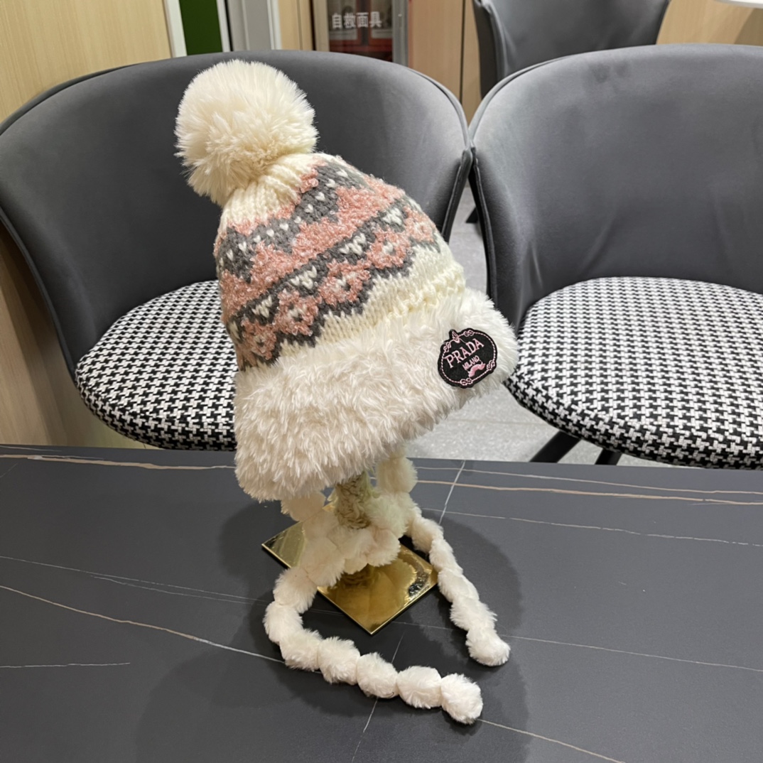 普拉达Prada🔱新款加绒加厚护耳雷锋帽，护耳帽，超火！细节做工都很精致，‼️经典款～超好搭配