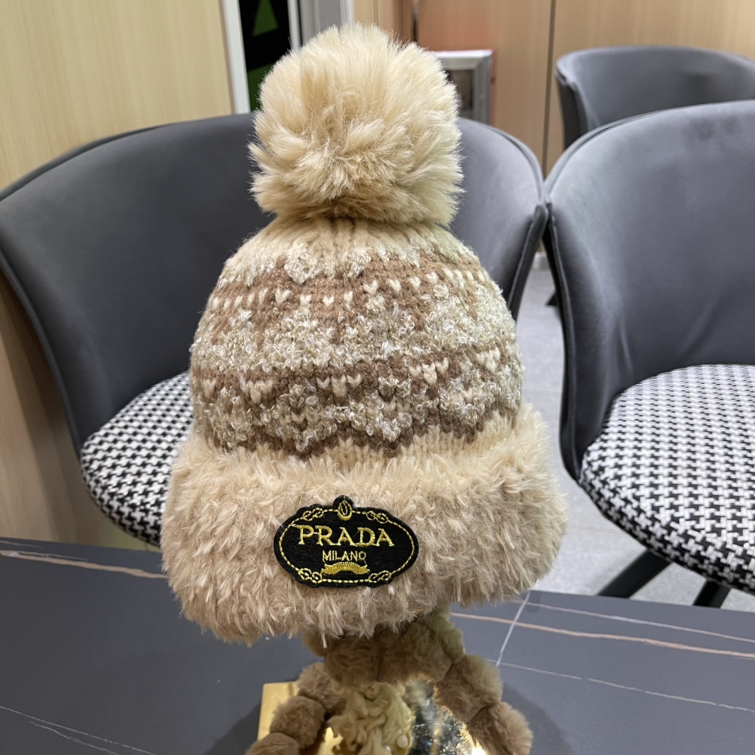普拉达Prada🔱新款加绒加厚护耳雷锋帽，护耳帽，超火！细节做工都很精致，‼️经典款～超好搭配