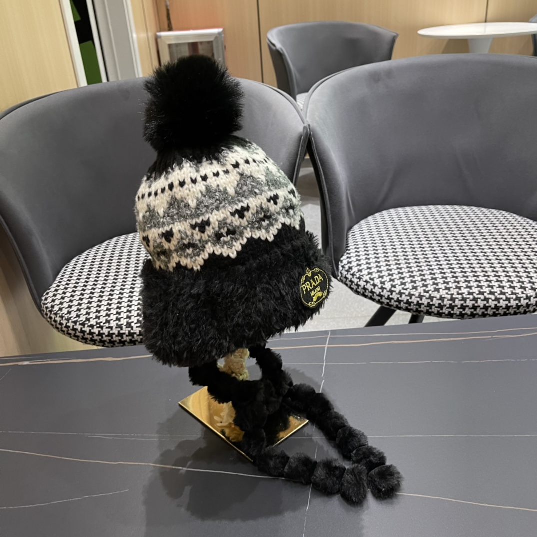 普拉达Prada🔱新款加绒加厚护耳雷锋帽，护耳帽，超火！细节做工都很精致，‼️经典款～超好搭配