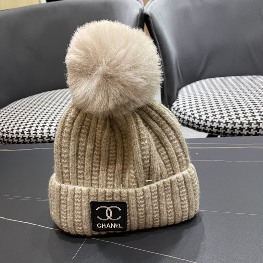  Chanel官网品质香奈儿秋冬网红时尚博主推荐款毛线帽，小红书爆款，手感超柔软舒适的针织线帽，弹性极佳