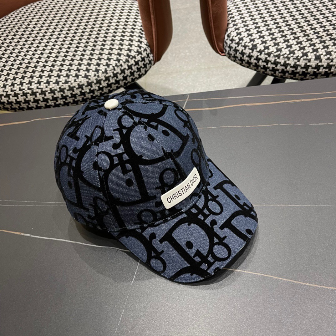  Dior迪奥2024新‮棒款‬球帽，鸭舌帽，原‮品单‬质，跑‮多量‬色