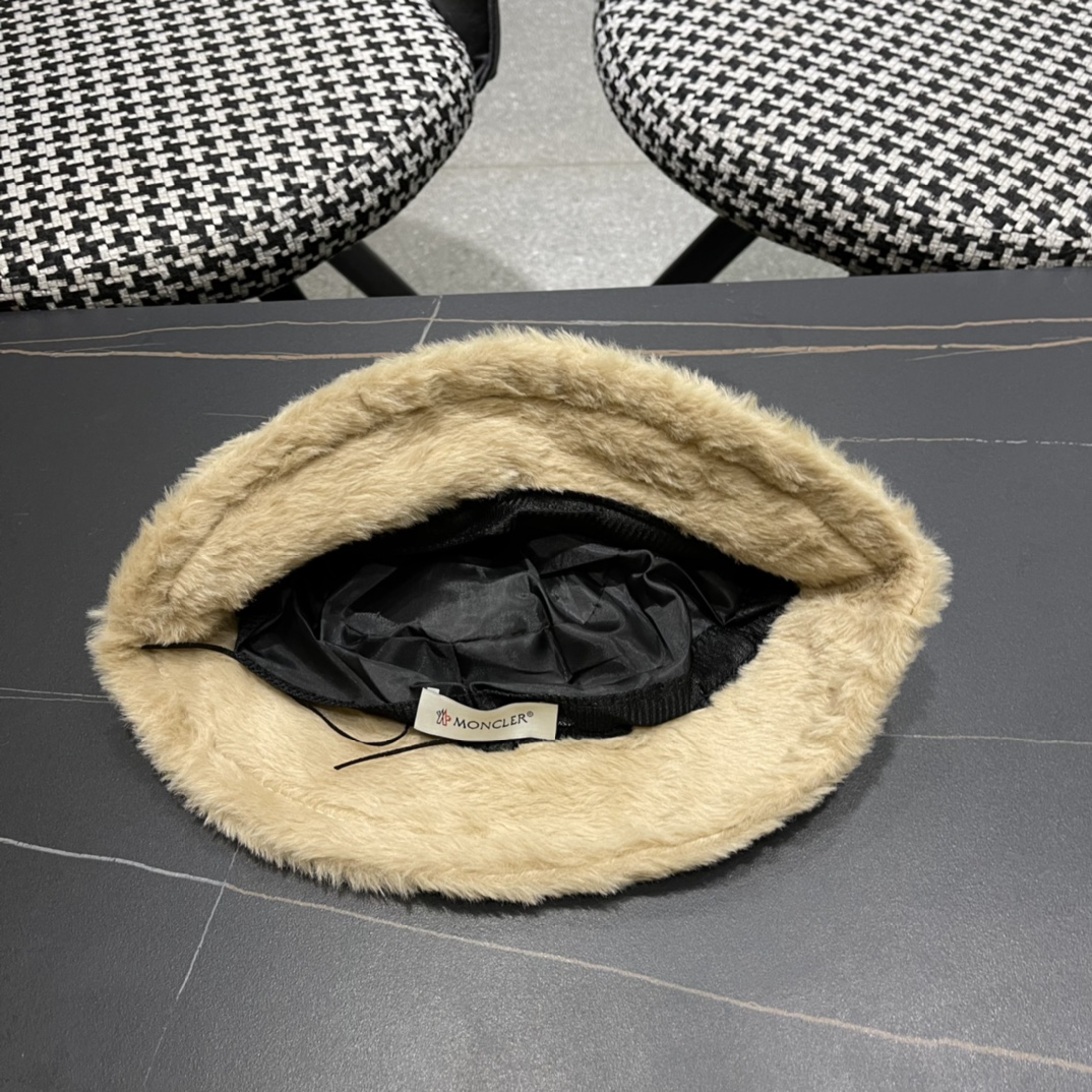 蒙口 moncler小熊加绒渔夫帽女秋冬款大头围时尚百搭显脸小