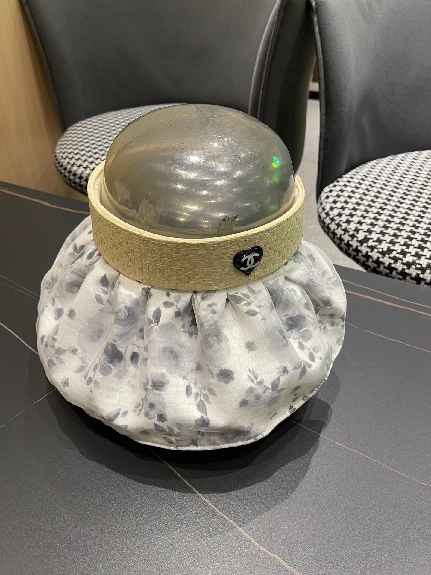   香奈儿新款夏季新款直播爆款遮阳帽空顶帽，大牌出货，好搭！出街必备