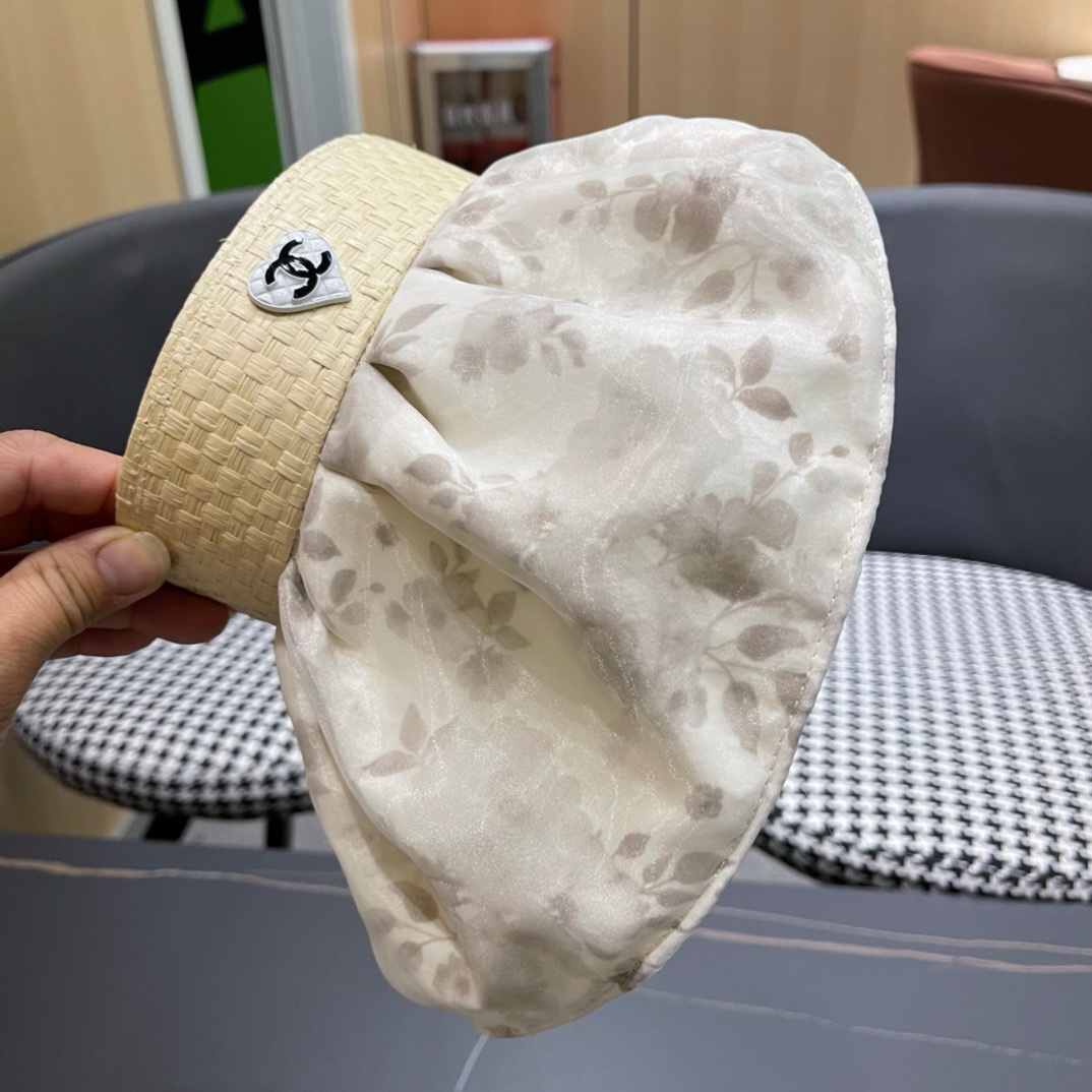   香奈儿新款夏季新款直播爆款遮阳帽空顶帽，大牌出货，好搭！出街必备