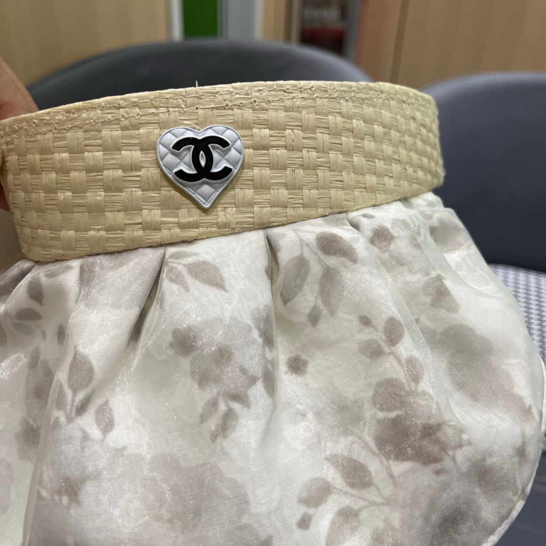   香奈儿新款夏季新款直播爆款遮阳帽空顶帽，大牌出货，好搭！出街必备