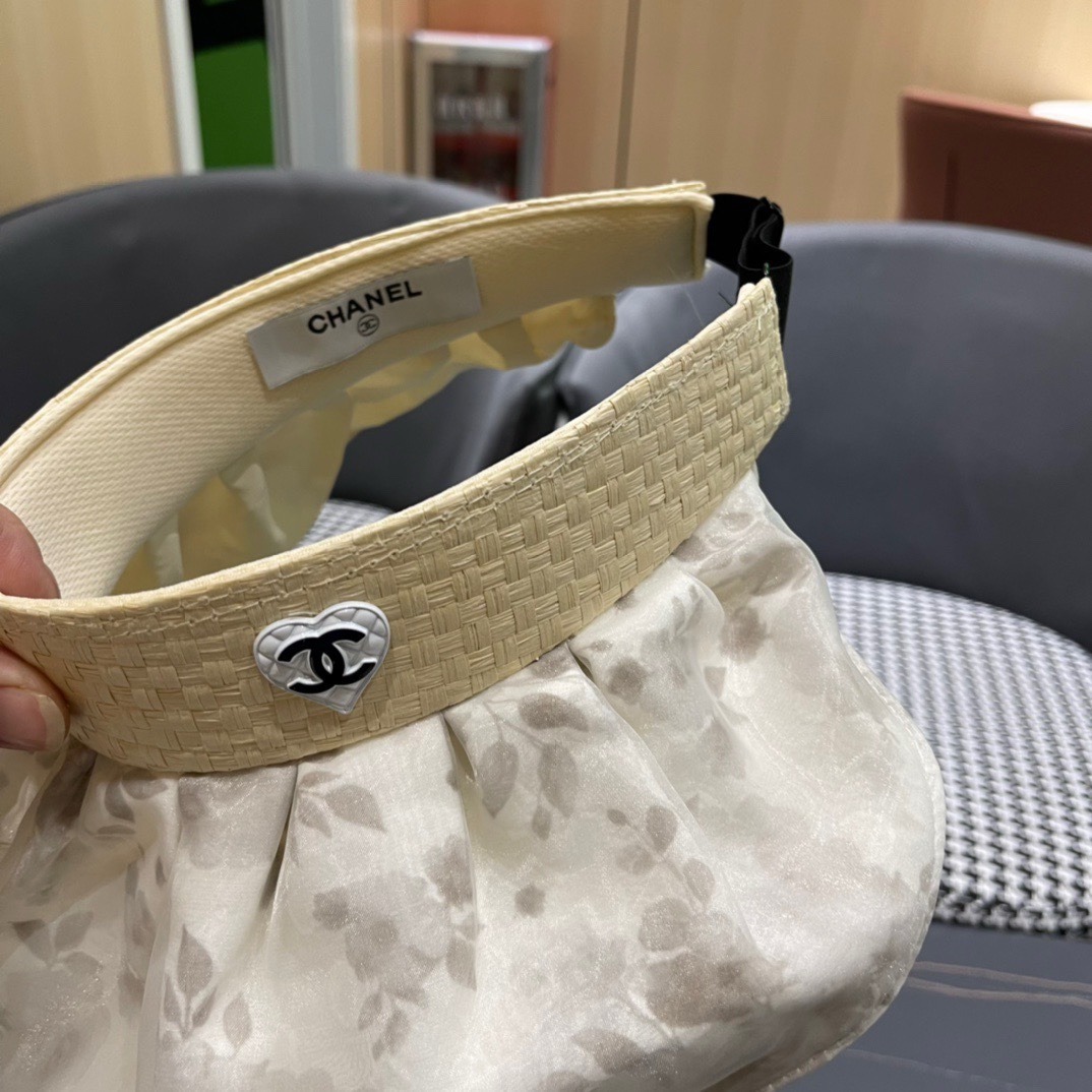   香奈儿新款夏季新款直播爆款遮阳帽空顶帽，大牌出货，好搭！出街必备