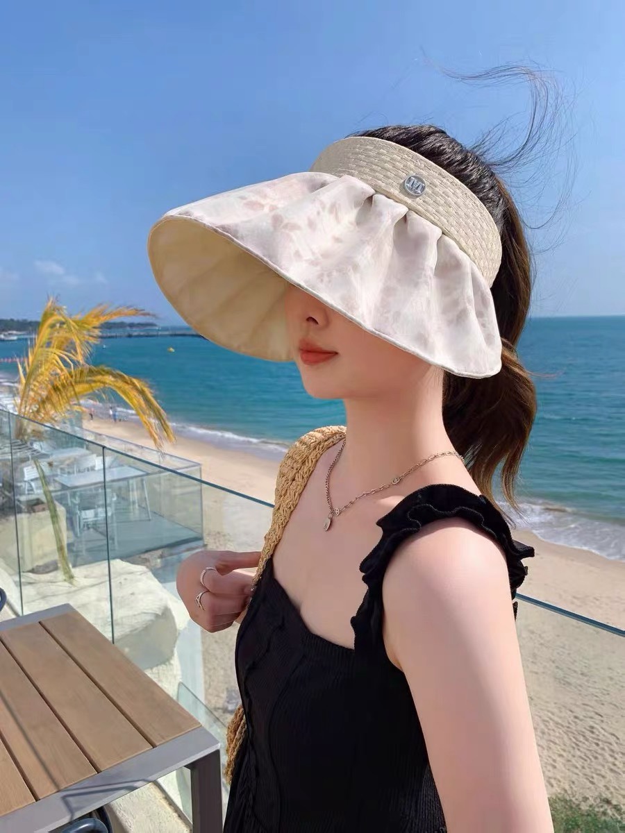   香奈儿新款夏季新款直播爆款遮阳帽空顶帽，大牌出货，好搭！出街必备