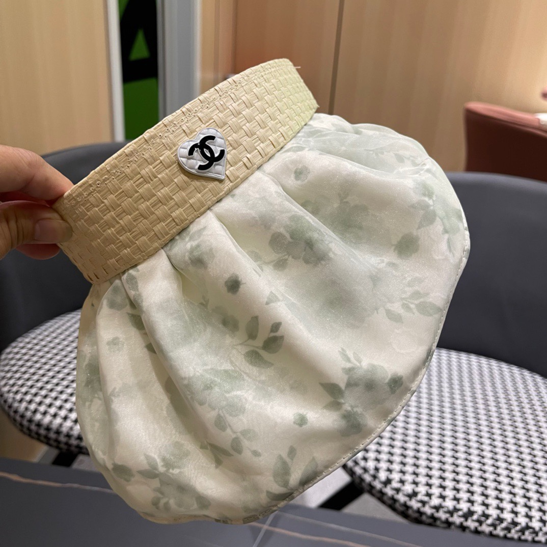   香奈儿新款夏季新款直播爆款遮阳帽空顶帽，大牌出货，好搭！出街必备