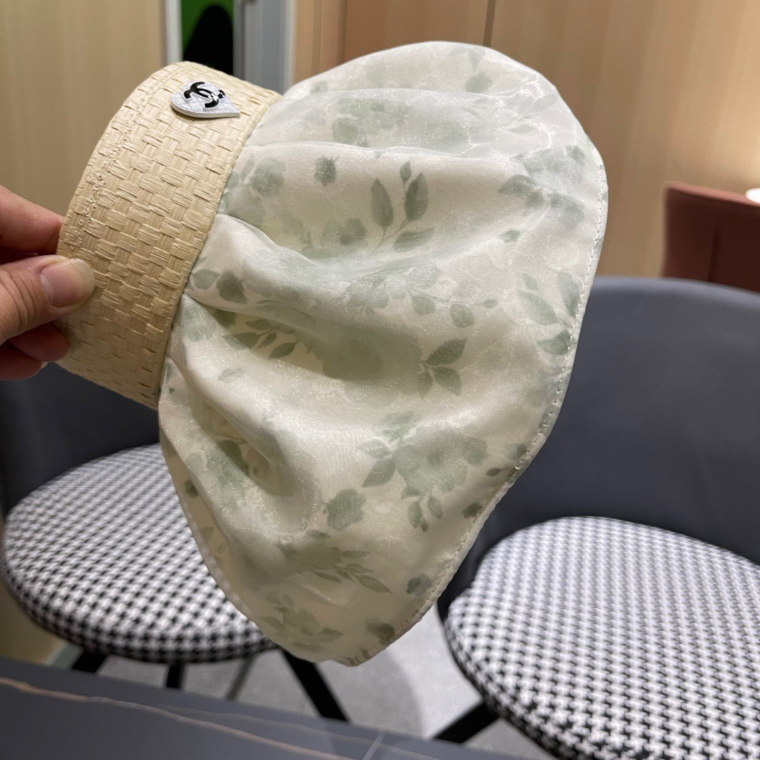   香奈儿新款夏季新款直播爆款遮阳帽空顶帽，大牌出货，好搭！出街必备