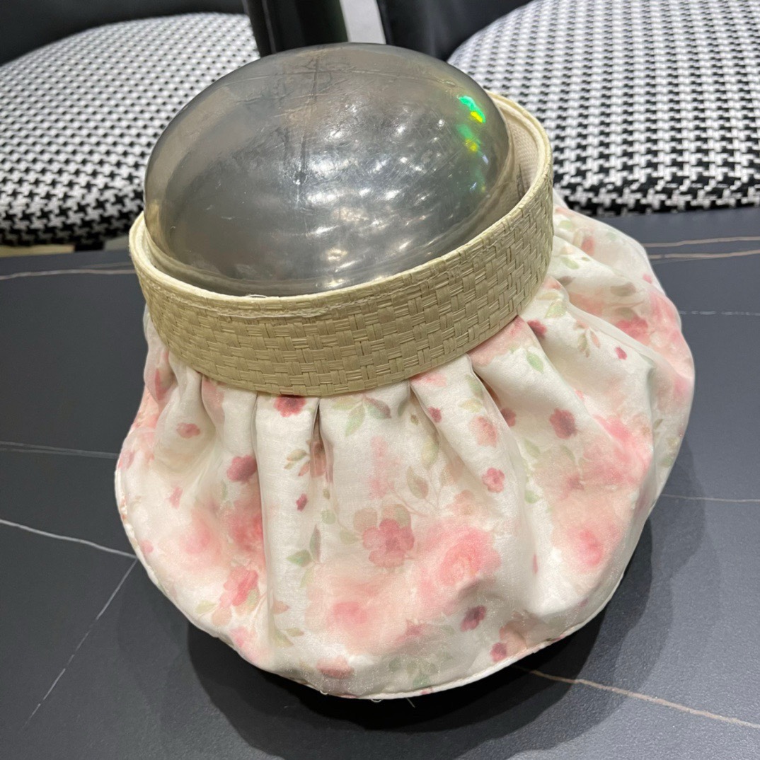   香奈儿新款夏季新款直播爆款遮阳帽空顶帽，大牌出货，好搭！出街必备