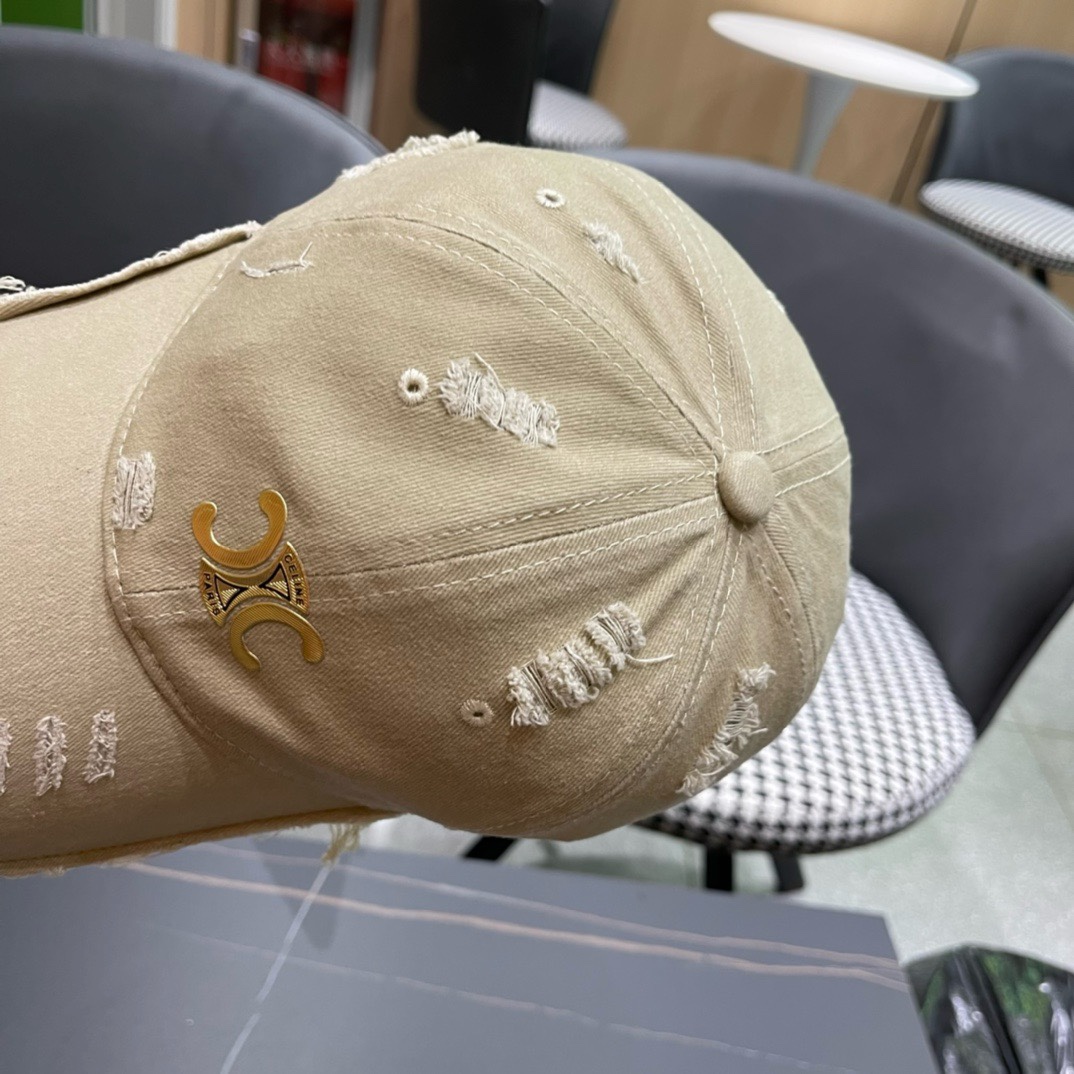 【CELINE赛琳】春夏款棒球帽🧢，出街必备超好搭配，赶紧入手！