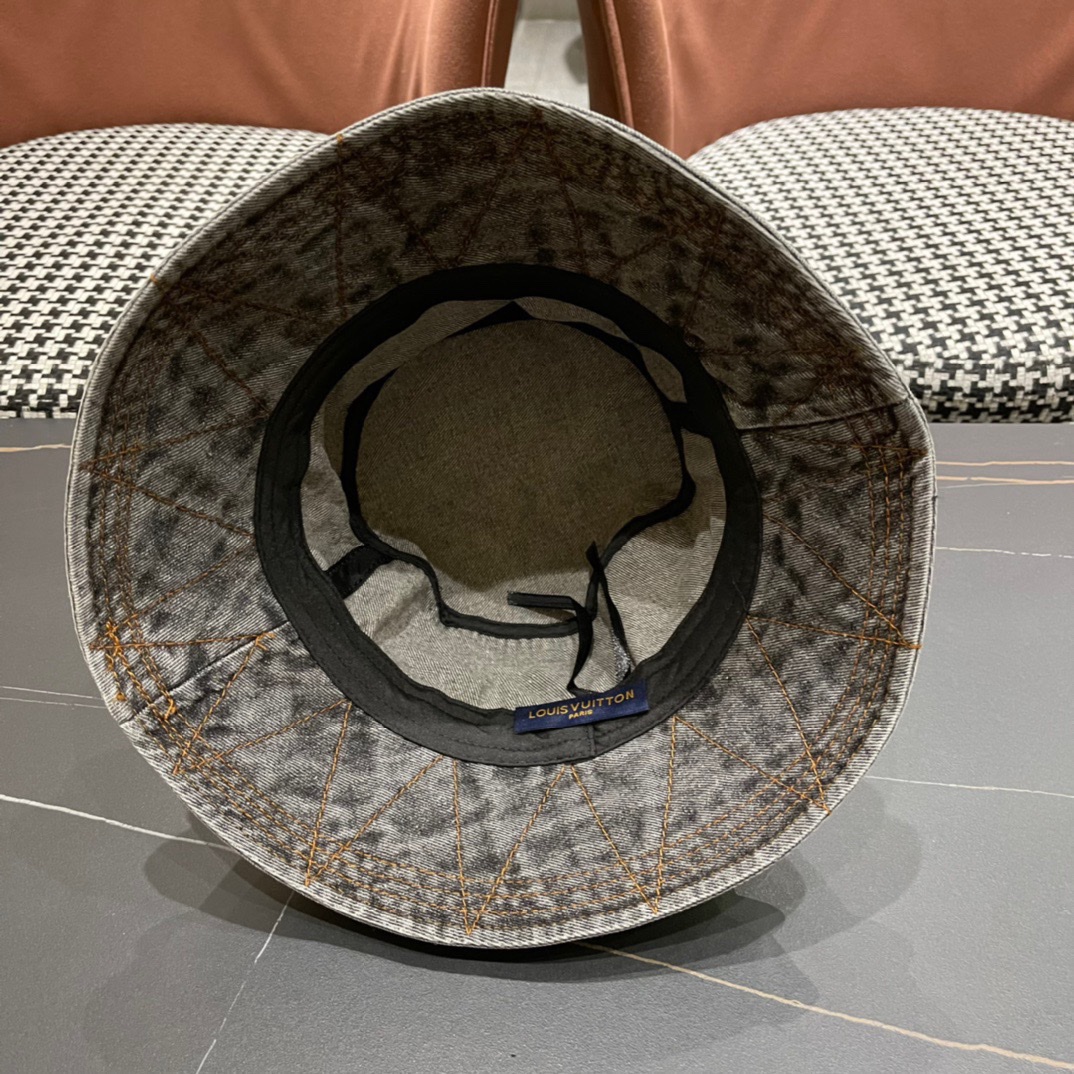 🆕 LouiVuittonLV 2024新款路易威登牛仔老花渔夫帽，简单大方 男女通用遮阳帽，