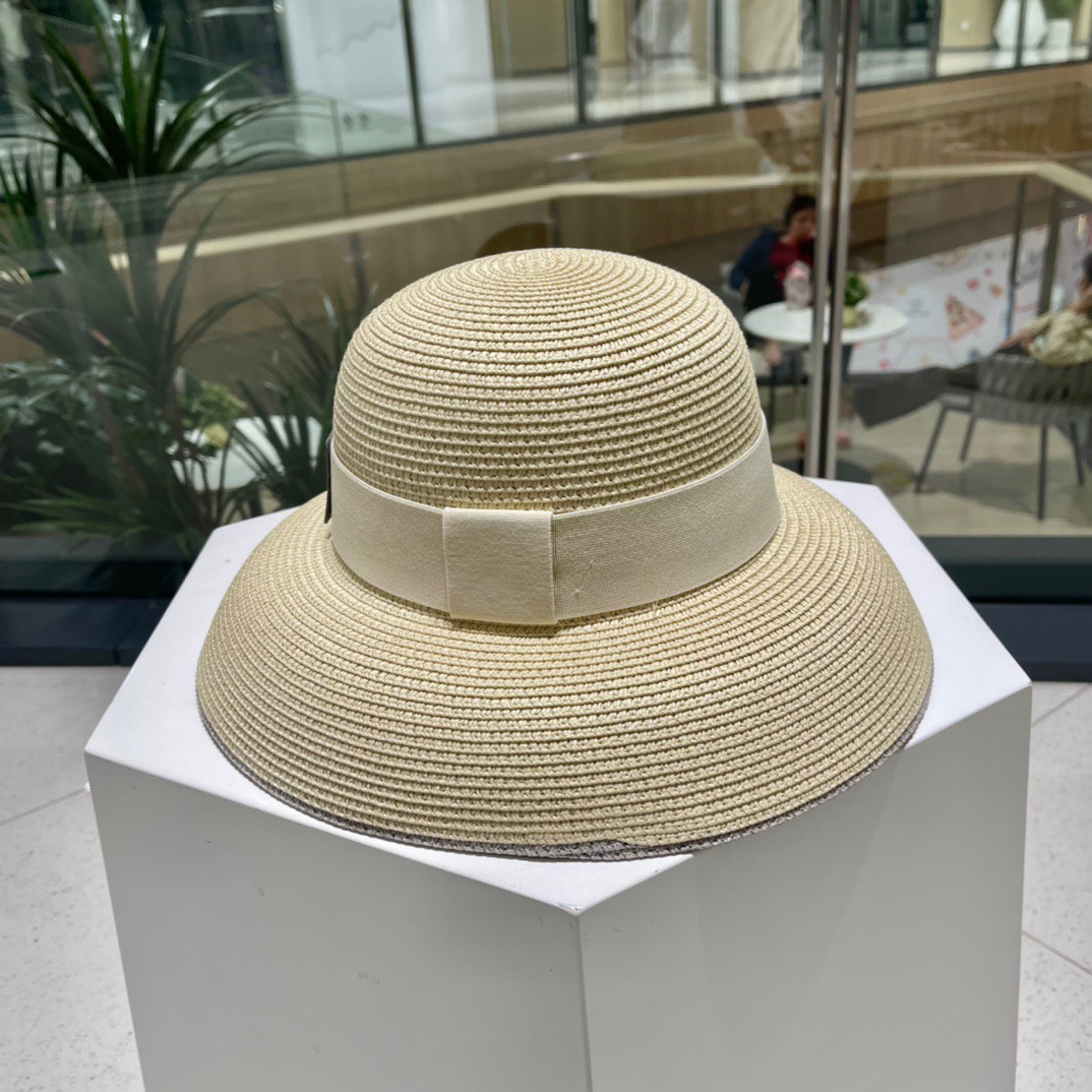 【Chanel香奈儿】新款小香风加厚编织盆帽草帽，出街必备超好搭配，赶紧入手！