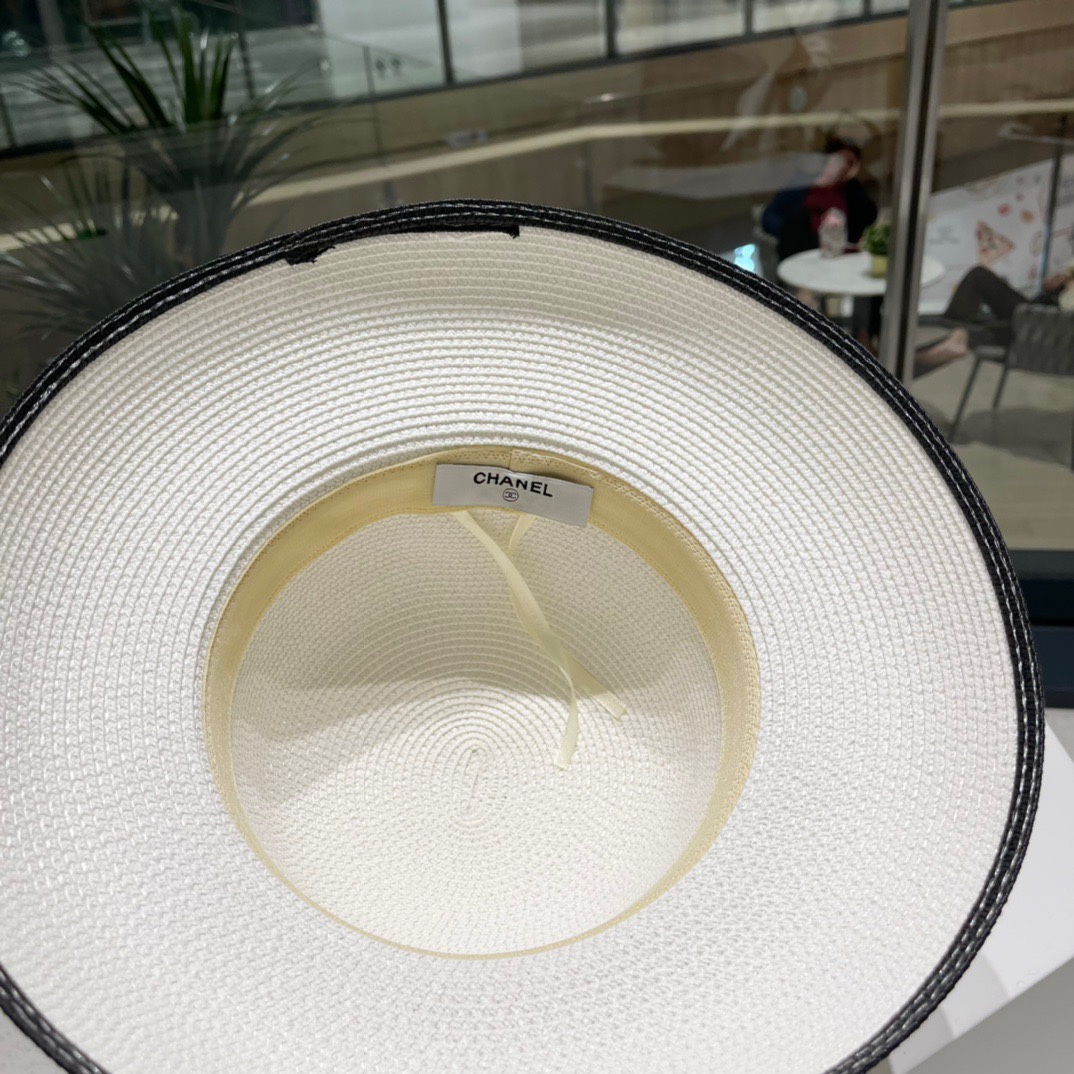 【Chanel香奈儿】新款小香风加厚编织盆帽草帽，出街必备超好搭配，赶紧入手！