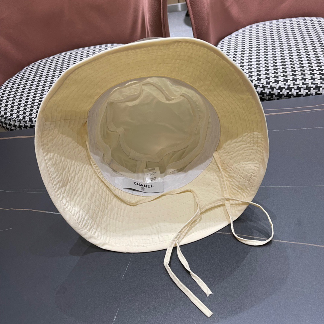  【CHANEL香奈儿】新款原单渔夫帽，遮阳又超好搭配，出街单品