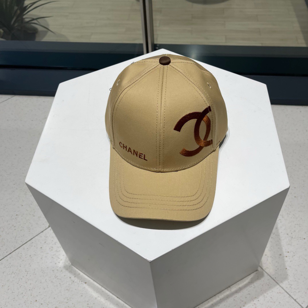【CHANEL香奈儿】2023新款简约棒球帽，新款出货，大牌款超好搭配，赶紧入手！